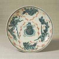 Plate with a design of a gourd and four Chinese auspicious creatures (early 17th century) | NINTENDO CO.