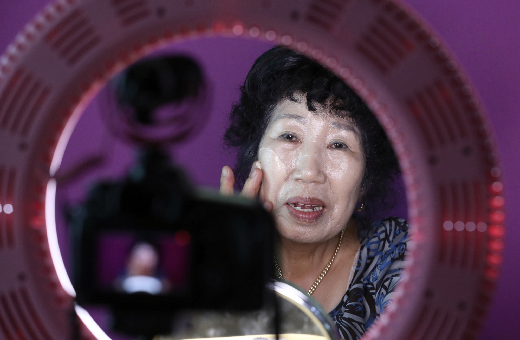 Life Begins At 70 For Tremendouly Popular South Korean YouTube Star