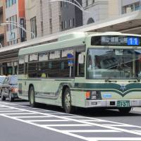 A Kyoto municipal bus runs in the city in May 2015. Kyoto looks to hike price of one-day bus pass to ease overcrowding