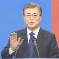 Abe government concerned by Seoul's offer to talk with Pyongyang