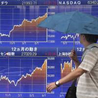 A former Nomura Holdings salesman working for Chicago’s RMB Capital Management urges small firms with big cash holdings to improve, going hostile if they ignore him. Ex-Nomura salesman exiled in Chicago goes hostile at tiny Japan firms