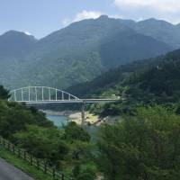 The quiet mountain village of Okawa, Kochi Prefecture, is spurring a nationwide debate by advocating the possibility of abolishing its municipal assembly and introducing direct democracy. Japan's shrinking rural population poses a dilemma for democracy