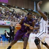 Veteran forward Gary Hamilton, seen last season with the Yamagata Wyverns, is a key addition for the Bambitious Nara. Journeyman Hamilton gives Bambitious boost in frontcourt