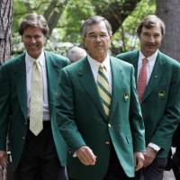 Augusta National Golf Club chairman Billy Payne (center), seen arriving with Fred Ridley (left) and Craig Heatley at the media center to brief reporters on the Masters during practice in April 2007, will be replaced by Ridley. Payne has decided to retire. Ridley takes over as new Augusta National chairman