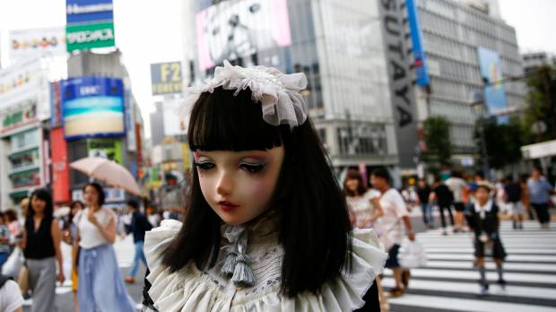 Go figure: Lulu Hashimoto takes a stroll in Tokyo. Meet Lulu Hashimoto, she's quite the doll