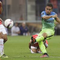 Japan and Inter Milan defender Yuto Nagatomo revealed Saturday that he is set to become a father. Japan defender Nagatomo set to become father