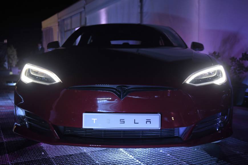 Tesla Still In Production Hell As Factory Issues Delay Model 3 Tesla Still In Production Hell As Factory Issues Delay Model 3 Musk