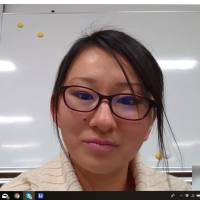 English teacher Mio Horio, who has been nominated for this year’s Global Teacher Prize, speaks about her efforts to raise her students’ awareness of global issues by connecting them with children around the world via Skype. She is seen in a screenshot from a Skype interview with The Japan Times on Jan. 12. English teacher challenges students to plug in to the world