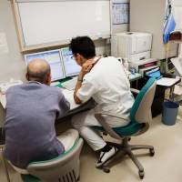 A new system to certify doctors as specialists in internal medicine and surgery, which is time-consuming and requires them to work in remote areas, is causing an increasing number of young physicians to shun these fields. Japan's shocking decline of rural doctors
