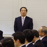 Fukushiro Nukaga, head of the third largest faction of the ruling Liberal Democratic Party, delivers a brief speech during a regular faction meeting Thursday in Tokyo. He reportedly told a key Upper House member of the faction that he will step down from the position. Head of ruling-LDP party faction to resign: sources