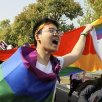 An LGBT group leads more than 100 people in joining a large marathon on Sunday in the city of Nanjing to raise awareness of LGBT issues. Online backlash against Sina Weibo a rare win for China's LGBT community