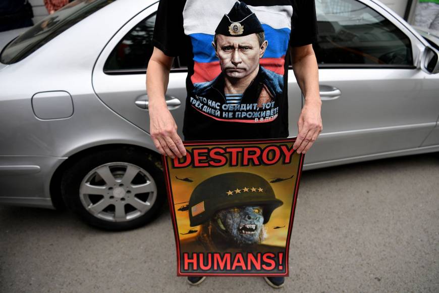 f-putin-b-20180417-870x580.jpg