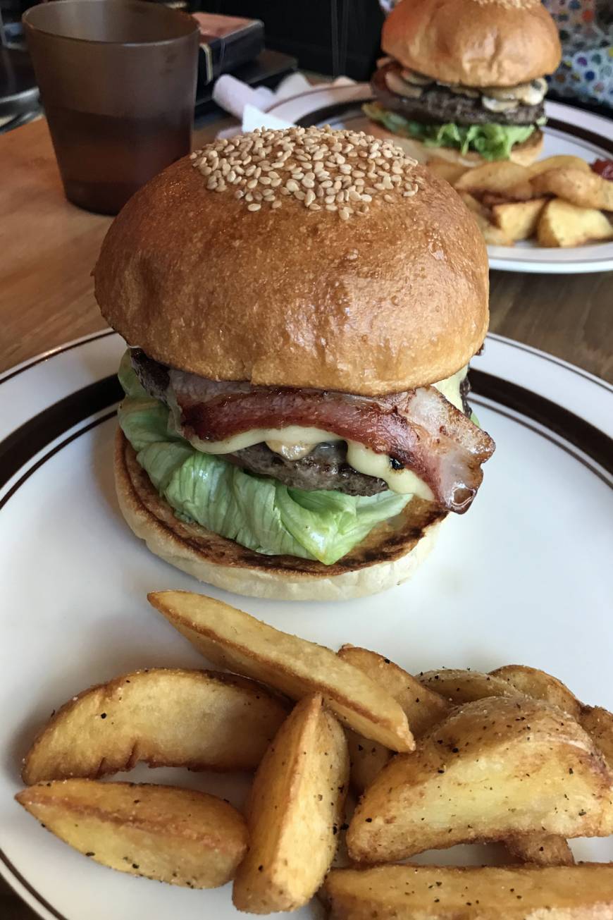 Critters Burger Fat stack: Fresh sesame buns, a thick patty and a smothering of cheese makes the ultimate Critters burger. | J.J. O'DONOGHUE