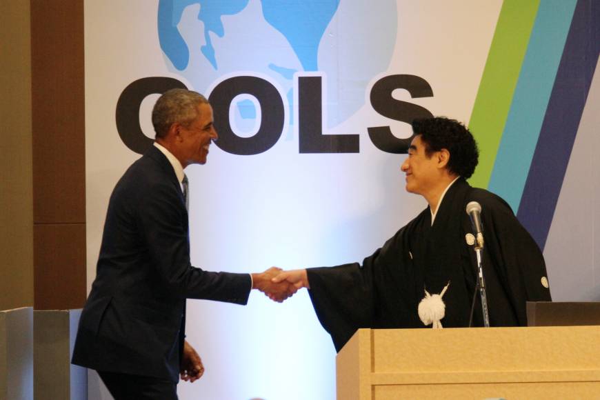 Obama continues push for denuclearization and world peace