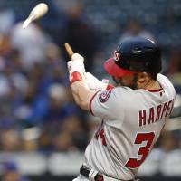 Washington’s Bryce Harper hits a solo home run despite breaking his bat in the first inning against the New York Mets on Monday. Bryce Harper shatters bat, powers Nationals past Mets