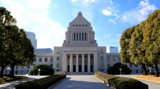 Would the public be better served if lawmakers — especially those in the opposition — spent their time in the Diet focusing on social and political issues that are important to the nation instead of scandals? Time to reform Japan's political parties
