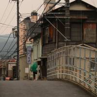 Historically significant: From as early as 1150, Ome was an established area of fine silk production and, during the Edo Period (1603-1868), became a crucial shukuba (post station) on the Ome Kaido road to Edo. A small slice of Showa Era life, preserved in Ome