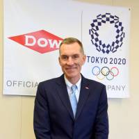 Peter Jennings Former mentors inspire 'pay it forward' approach