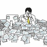 Money makes the world go round: Some people in Japan are getting a second job to make ends meet. Let's discuss having more than one job