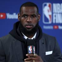 LeBron James Warriors, Cavs not going to White House