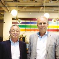 Toichiro Kumagai, Deputy Managing Director and Jan Pieters, former Chief Executive Officer of Suzuki Garphyttan