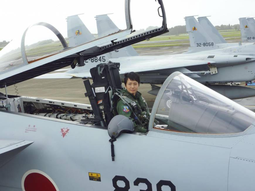 Japan Sees First Woman Qualify As F 15 Fighter Jet Pilot The Japan Times