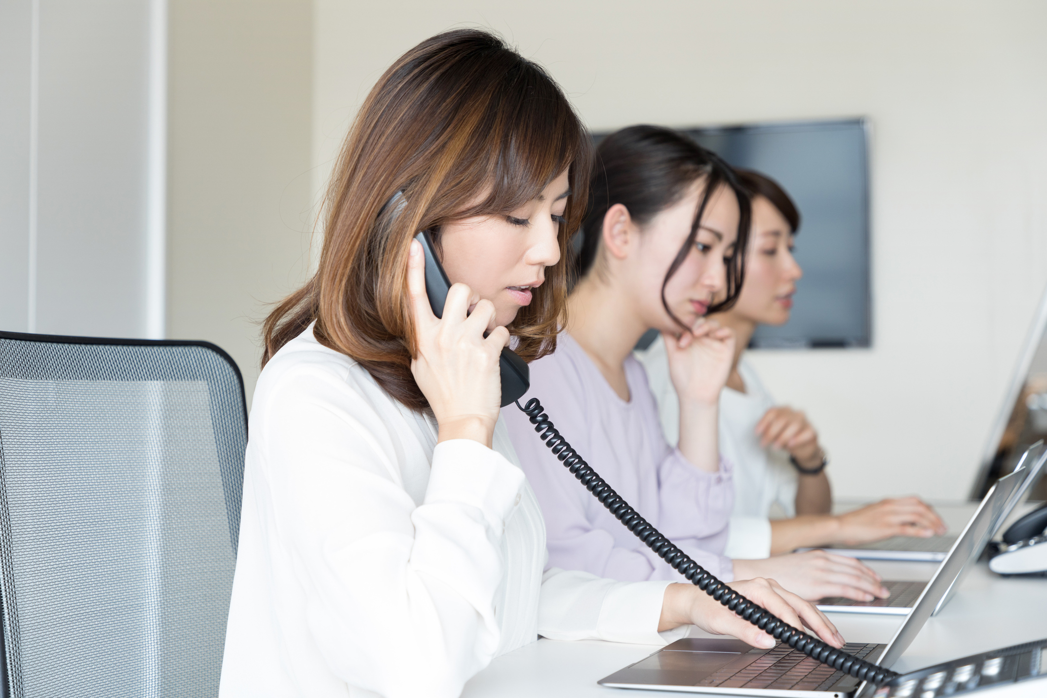 Tokyo adds four foreign languages to its customer help line for water  services | The Japan Times