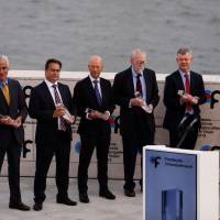 Participants (from left) Jean Bennett, Alfred M. Maguire, Robin Ali, James Bainbridge, Samuel G. Jacobson, T. Michael Redmond and Portugese President Marcelo Rebelo de Sousa attend the 2018 Antonio Champalimaud Vision Awards ceremony at Champalimaud Foundation in Lisbon Tuesday. U.S. and U.K. researchers share prize for restoring children's eyesight via gene therapy