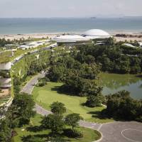 Completed buildings stand at the Country Garden Holdings Co. Forest City development site in Johor Bahru, Malaysia, in June 2017. Malaysian island city in trouble as PM targets China-linked projects