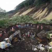 The search for survivors continues Saturday in Atsuma, Hokkaido, where landslides following Thursday’s earthquake destroyed several homes. As rescuers dig through landslides, Hokkaido quake toll rises to 35, with another 2 presumed dead
