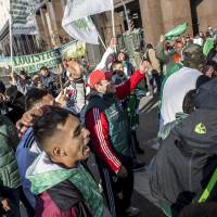 Truck drivers strike in Buenos Aires: The ripples are widening. We may be facing a textbook emerging-market crisis