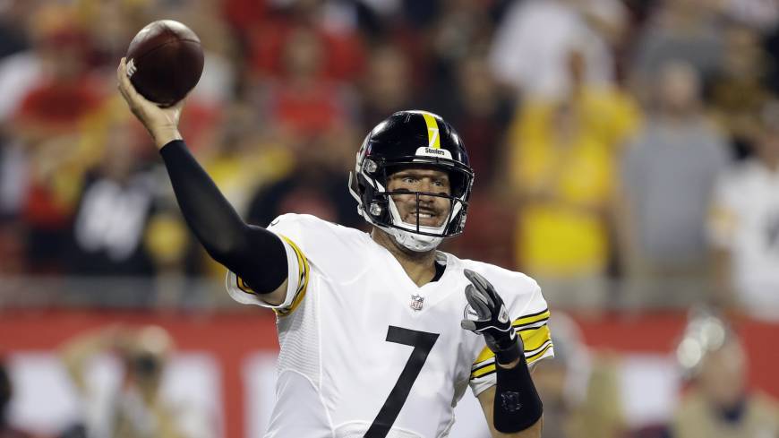Steelers quarterback Ben Roethlisberger throws a pass against the Buccaneers in the first half on Monday in Tampa, Florida. Ben Roethlisberger leads Steelers past Buccaneers for first victory of season