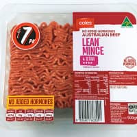 Coles, one of Australia’s largest supermarket chains, uses high barrier Plantic Technologies packaging for their house brand minced beef. | © PLANTIC