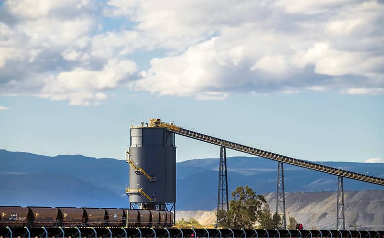 Whitehaven Coal supplies nearly 70 percent of the high-quality thermal coal it produces to HELE power plants across Japan. | © WHITEHAVEN COAL