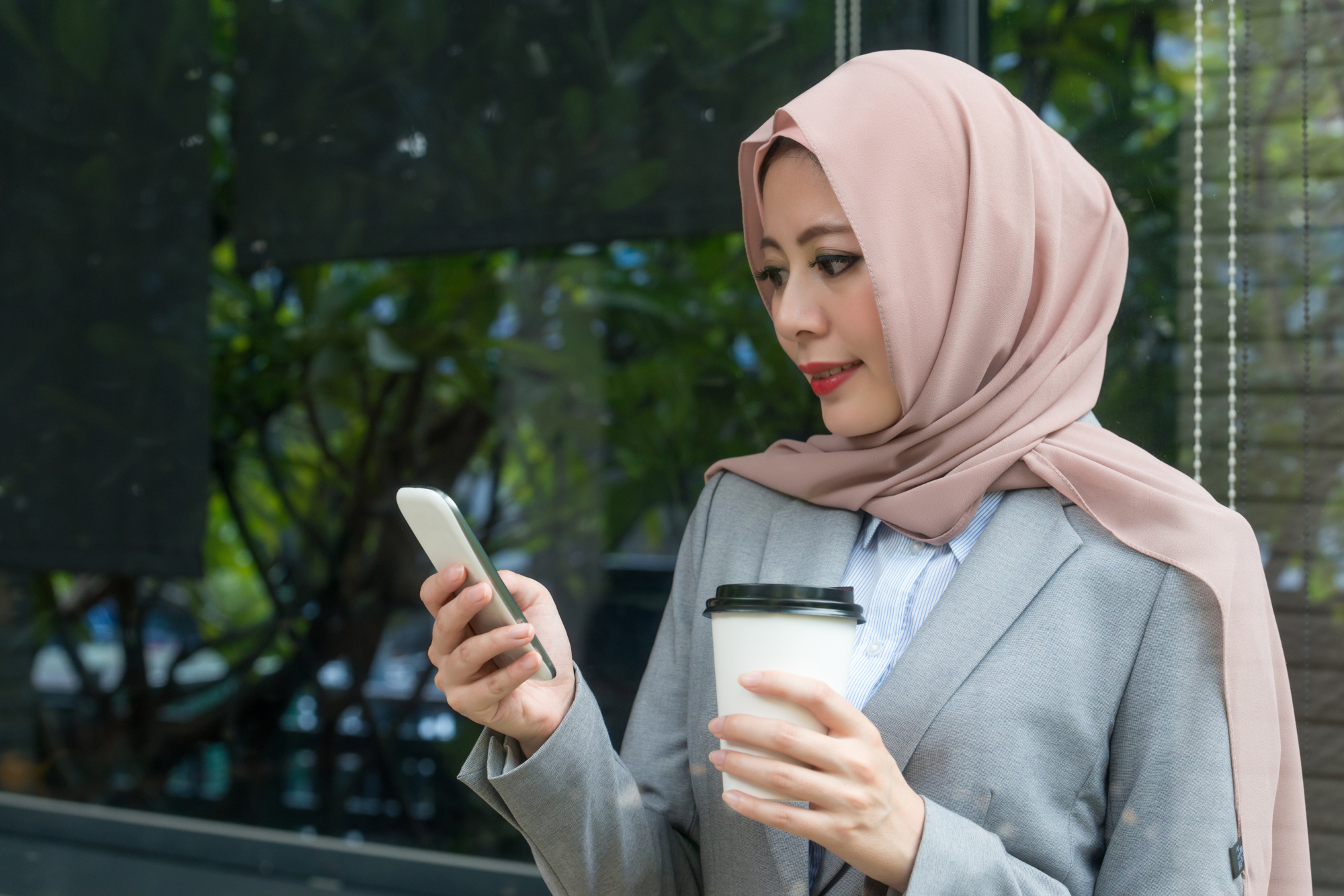 Emailing business connections in Japanese is simple if you