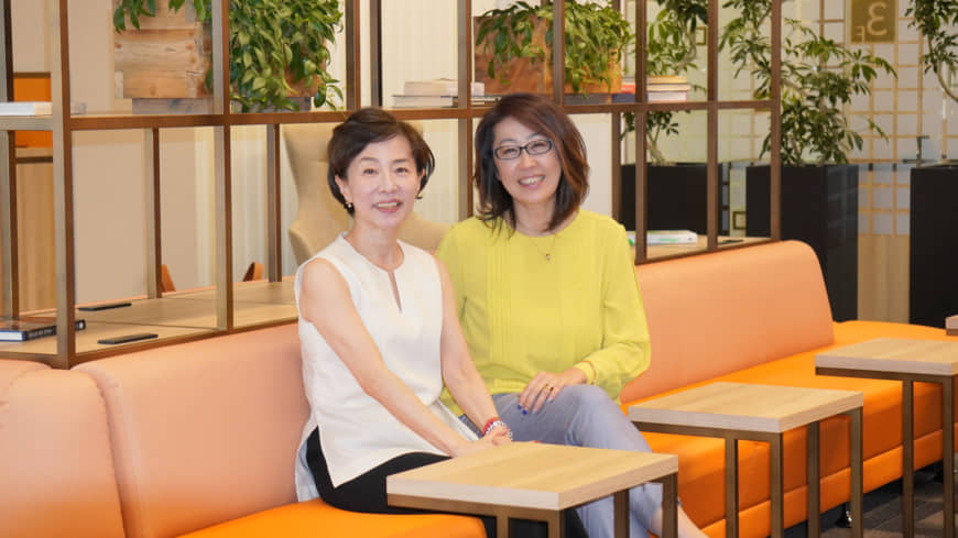 ewoman Inc. founder and CEO Kaori Sasaki and Unilever Japan Holdings K.K. Human Resource Director Yuka Shimada. | SATOKO KAWASAKI