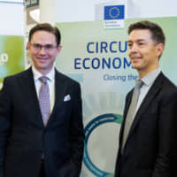 European Commission Vice President Jyrki Katainen (left) at the World Circular Economy Forum 2018 in Yokohama in October. | NICOLAS DATICHE, EUROPEAN UNION