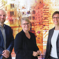 Benjamin Leonhardt (left) and Sabine Heber (right), Senior Project Managers of the Japan Desk; Annette Klerks (center), Department Head of the International Business Services