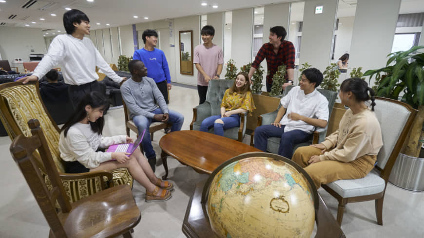 Fostering global citizens is one of the university's missions. | SOKA UNIVERSITY