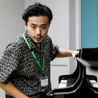 Pianist Takeshi Ohbayashi | CHICKEN SHINOYAMA