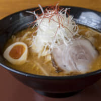 Visitors can experience a variety of dishes such as ramen. | NISEKO TOURISM
