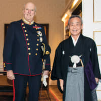 His Majesty King Harald V of Norway and Masahiro Tauchi, Ambassador of Japan to Norway | © JAPANESE EMBASSY
