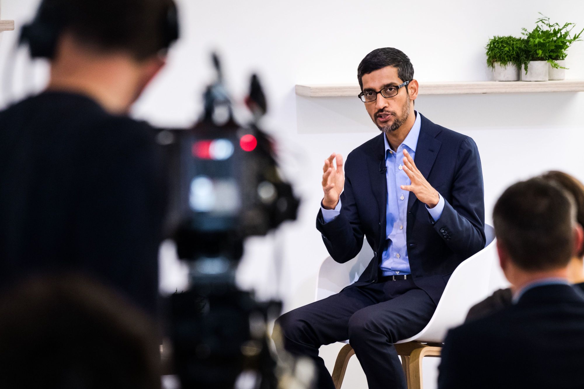 Alphabet CEO backs temporary ban on facial recognition but Microsoft boss disagrees | The Japan Times Alphabet CEO backs temporary ban on facial recognition but Microsoft boss disagrees | The Japan Times