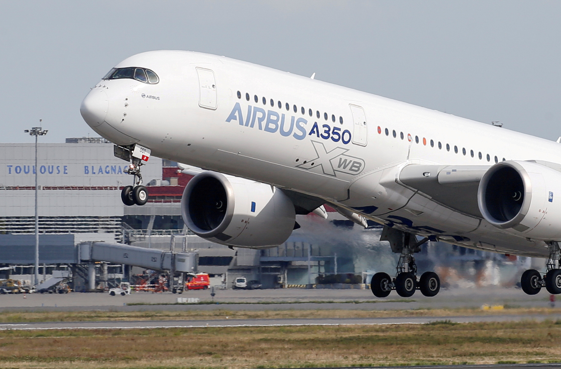 Airbus knocks ailing Boeing off top spot with 863 deliveries in 2019 | The Japan Times
