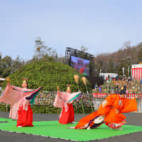 Dancers in holy costumes reminiscent of ancient court costumes. | AGON SHU