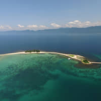 The island of Mizushima on the tip of the Tsuruga Peninsula is a popular summer vacation spot.