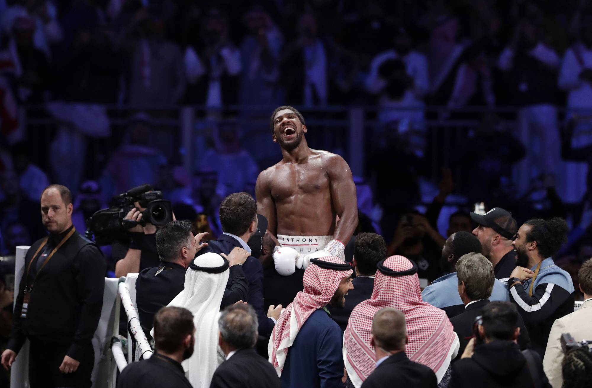 APAnthony Joshua would fight behind