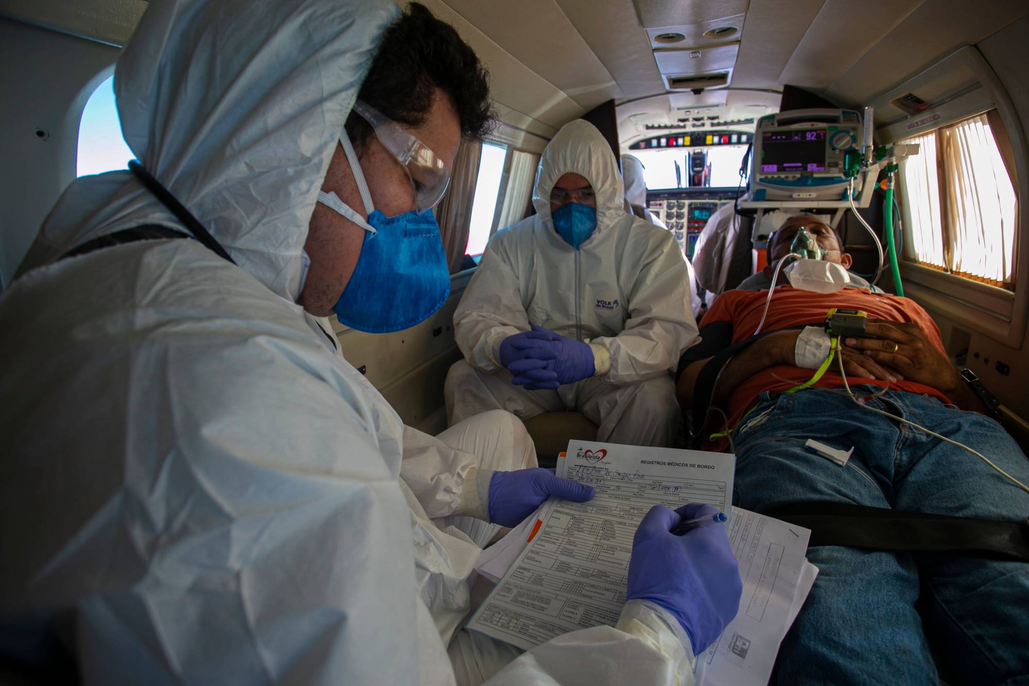 Fewer coronavirus deaths in ICUs suggests care is improving | The ...