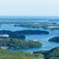 Ise Shima National Park in Ago Bay, Mie Prefecture, is home to
meandering coastlines dotted with islands. | JNTO