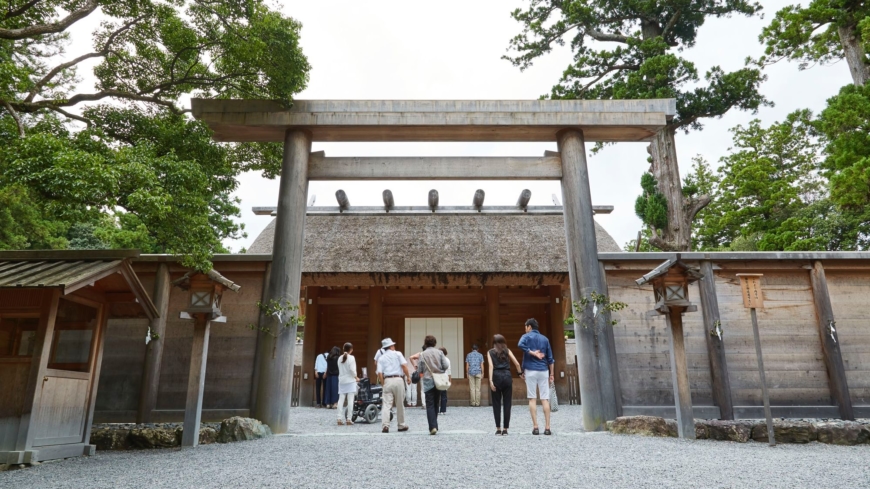 The Toyouke Daijingu outer shrine, or Geku, is dedicated to an
agricultural goddess who was enshrined 1,500 years ago | JNTO